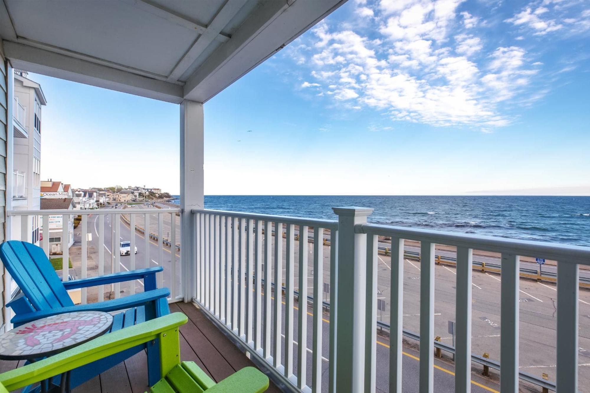 Atlantic Breeze Suites Hampton Exterior photo
